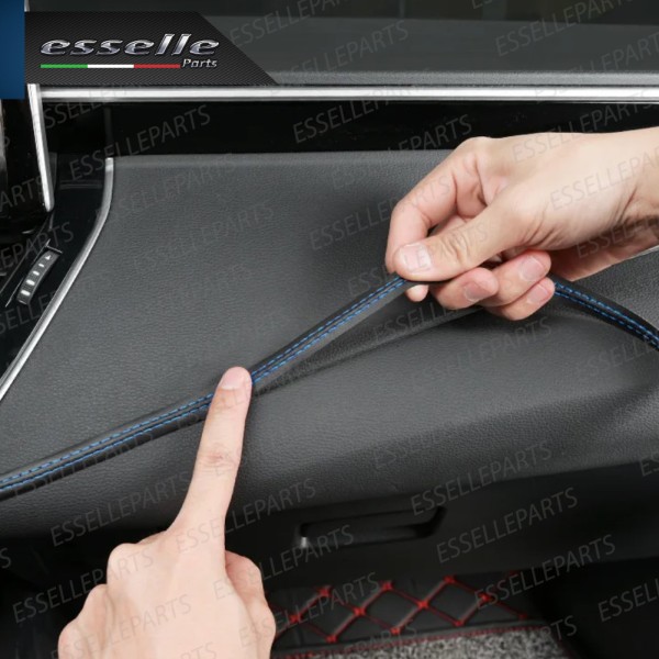 Profilo interno adesivo in Similpelle con Cuciture BLU per interni Auto