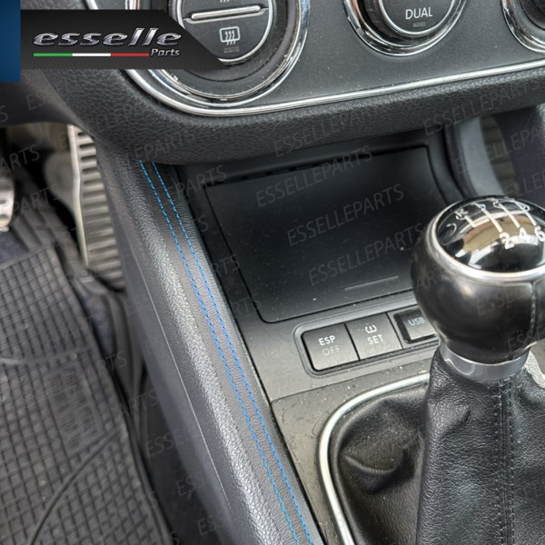 Profilo interno adesivo in Similpelle con Cuciture BLU per interni Auto