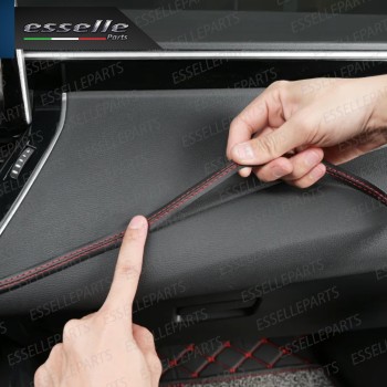 Profilo interno adesivo in Similpelle con Cuciture ROSSE per interni Auto Profilo interno adesivo in Similpelle con Cuciture ROSSE per interni Auto