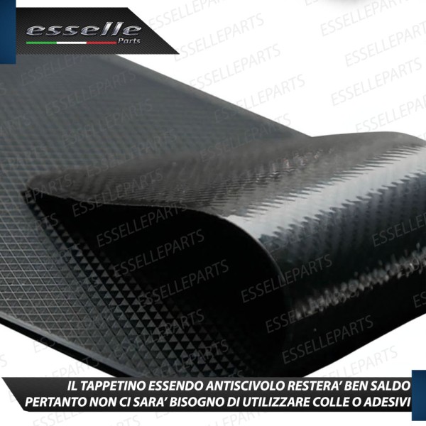 Tappetino Portaoggetti per cruscotto Antiscivolo in Silicone 19 X 12 CM