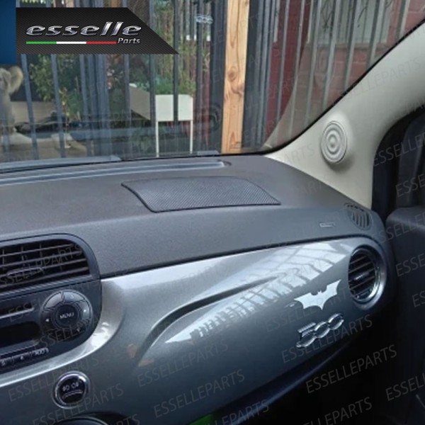 Tappetino Portaoggetti per cruscotto Antiscivolo in Silicone 19 X 12 CM