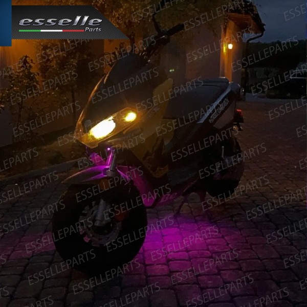 Coppia Placchette Led Rgb Multicolor Luce Fissa o Strobo Per Esterno Moto Scooter