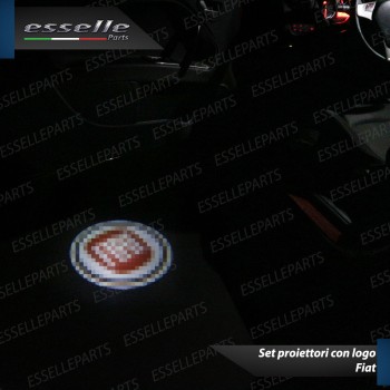 Coppia placchette LED con logo FIAT PER FIAT 500X