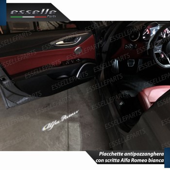 Coppia placchette LED con logo SCRITTA ALFA ROMEO per ALFA ROMEO 159