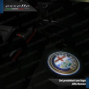 Coppia placchette LED con logo ALFA ROMEO per ALFA ROMEO 159