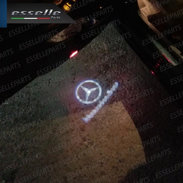 Coppia placchette LED con logo MERCEDES per MERCEDES GLA X156