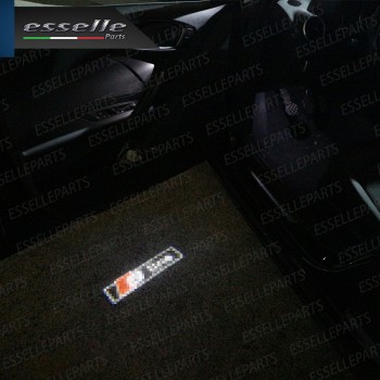 Coppia placchette LED con logo S-LINE per Audi A6 C6 Coppia placchette LED con logo S-LINE per Audi A6 C6