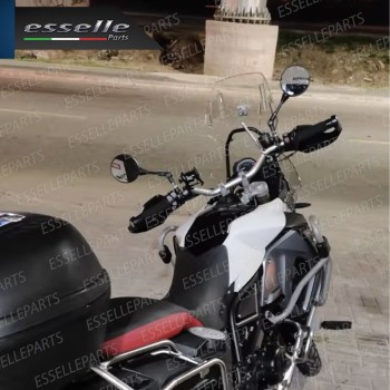 Coppia Specchietti Retrovisori Neri Rotondo Tondo Universali per moto,motorini,scooter Coppia Specchietti Retrovisori Neri Rotondo Tondo Universali per moto,motorini,scooter