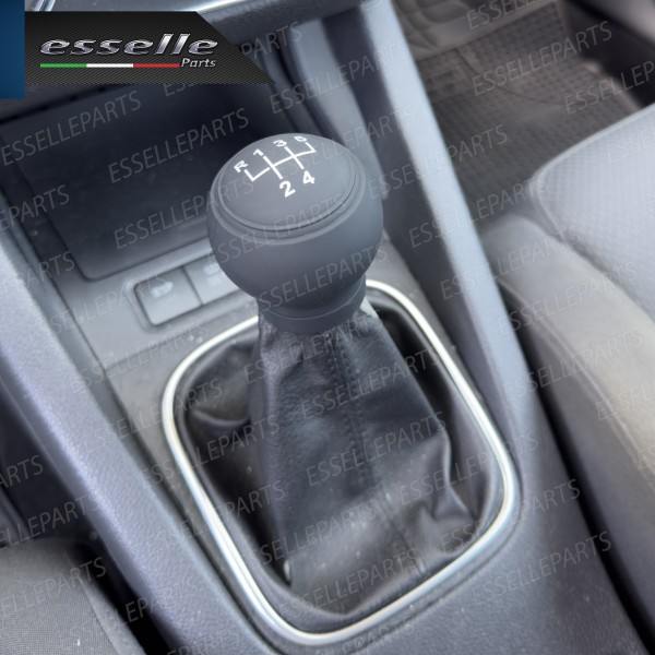 COVER POMELLO IN SILICONE NERO OPACO ERGONOMICO PER CAMBIO 5 MARCE