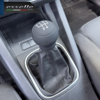 COVER POMELLO IN SILICONE NERO OPACO ERGONOMICO PER CAMBIO 5 MARCE