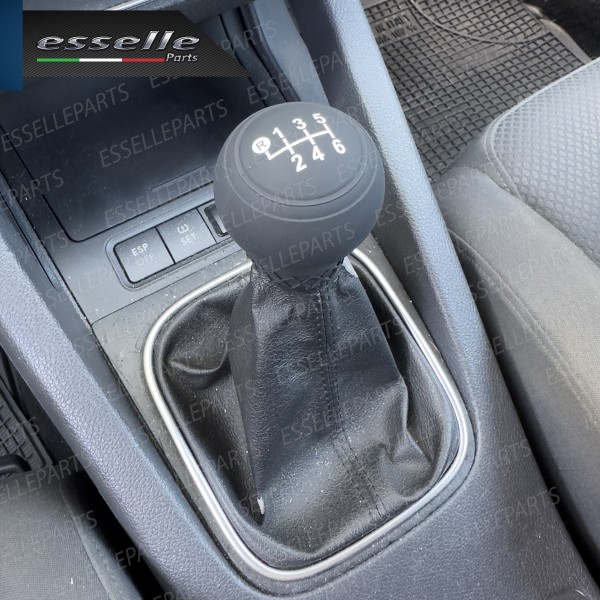 COVER POMELLO IN SILICONE NERO OPACO ERGONOMICO PER CAMBIO 6 MARCE