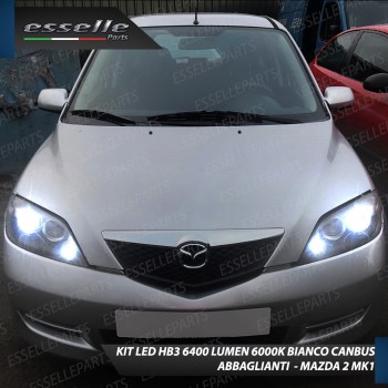 Conversione Fari Full LED 6000K bianco Mazda 2 con fari lenticolari