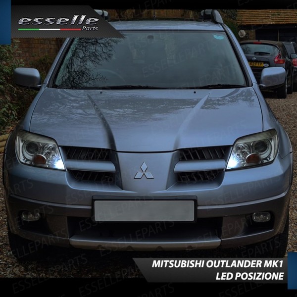 Conversione Fari Full LED MITSUBISHI OUTLANDER MK1 Con fari Lenticolari
