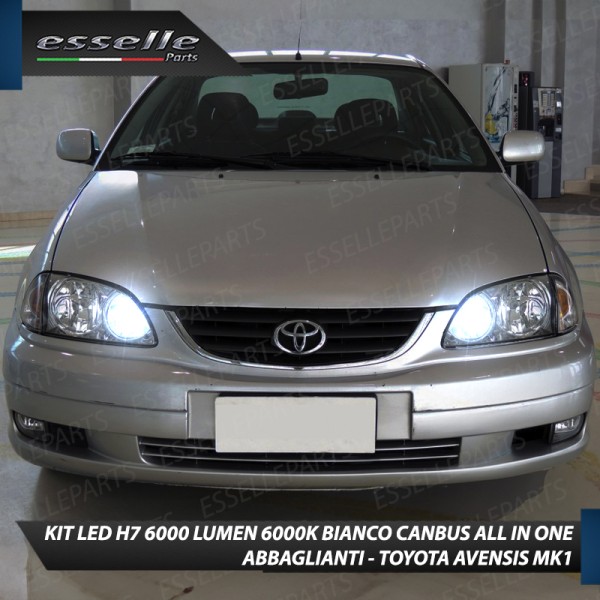 Conversione Fari Full LED per TOYOTA AVENSIS MK1