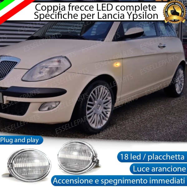 PLACCHETTE LATERALI A 18 LED PER FRECCE SPECIFICHE PER LANCIA YPSILON