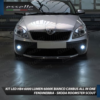 Kit Full LED HB4 6000 LUMEN Canbus 6000K Bianco Fendinebbia per SKODA ROOMSTER SCOUT