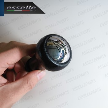 Pomello leva cambio 5 marce nero e cromato in ABS per CITROEN DS4 Pomello leva cambio 5 marce nero e cromato in ABS per CITROEN DS4