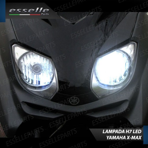 Conversione Completa Fari Full LED per Yamaha X-Max 250 6000 Luce bianca