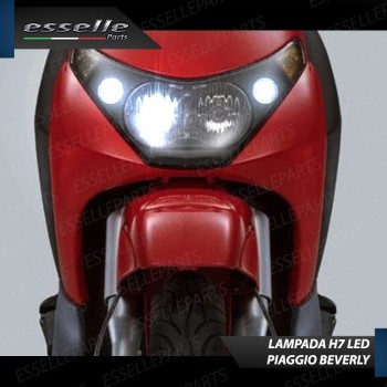 Conversione Fari Full LED per Piaggio Beverly 250 dal 2004 al 2005 6000 Lumen 6000K bianco