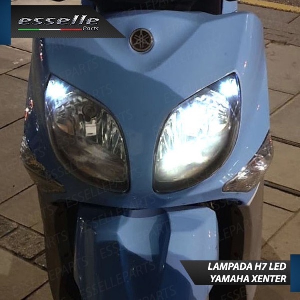 Conversione Fari Full LED per Yamaha Xenter 125 dal 2017 al 2020 6000 Lumen 6000K bianco