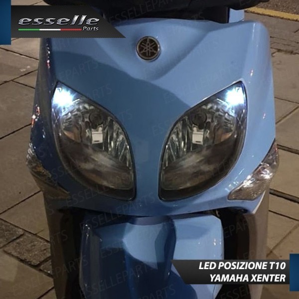 Conversione Fari Full LED per Yamaha Xenter 150 dal 2015 al 2017 6000 Lumen 6000K bianco