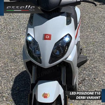 Coppia Luci Di Posizione 5 LED T10 W5W per Derbi Variant 125 2010-2017