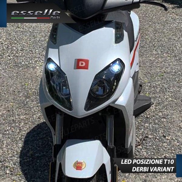 Coppia Luci Di Posizione 5 LED T10 per Derbi Variant 50 2010-2017 2T