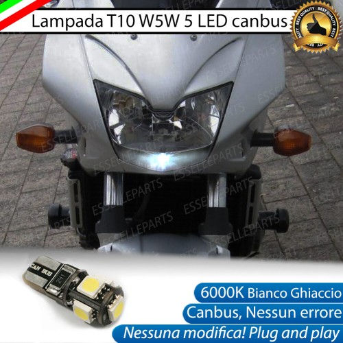 Lampada Luce Di Posizione 5 LED T10 W5W per Honda Hornet 600 1999-2001