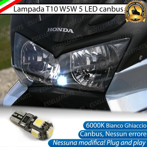 Lampada Luce Di Posizione 5 LED T10 per Honda Varadero 1000 1999-2002