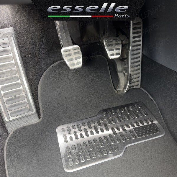 Battitacco Piastra Poggiapiedi auto Alluminio e Gomma Tappetino