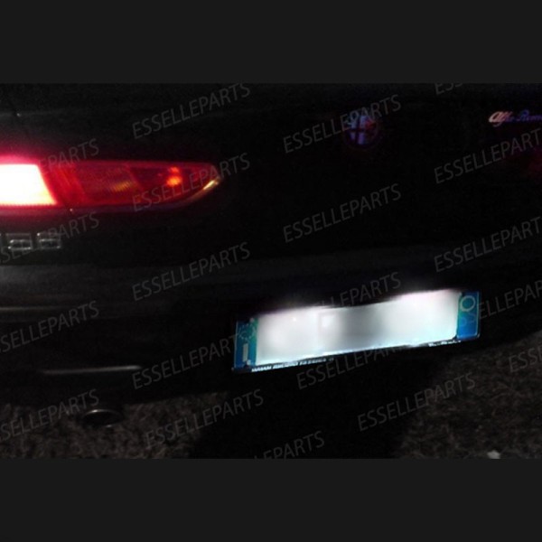 Coppia Luci Targa T10 W5W 5 LED canbus 6000K Bianco per Alfa Romeo 156 Restyling