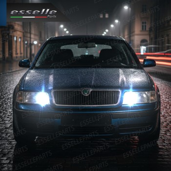 Kit LED H3 Skoda Superb MK1 CANBUS 7000 Lumen Abbaglianti