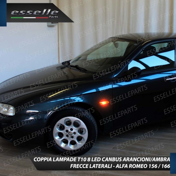 Coppia Lampade T10 W5W 8 LED per Frecce Laterali Alfa Romeo 156