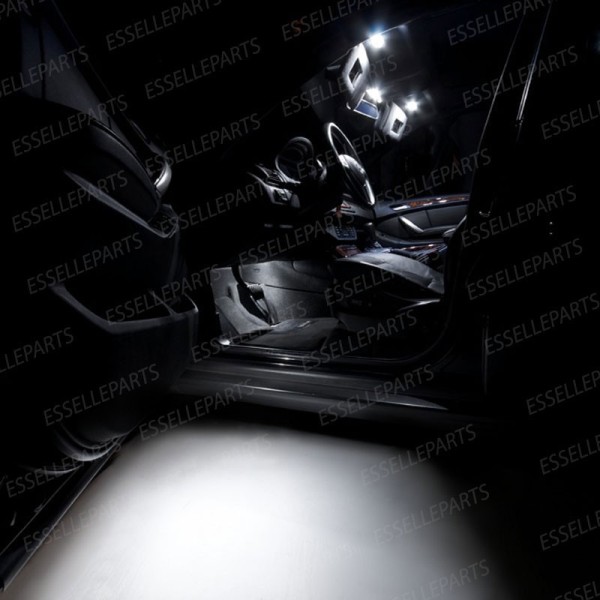 Kit LED interni + Luci targa LED 6000K Bianco Canbus BMW X5 E53 con Tetto Panoramico