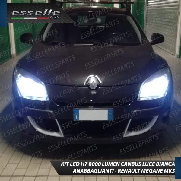 Kit Full LED H7 8000 Lumen 6000K Anabbaglianti RENAULT MEGANE 3 con fari a parabola
