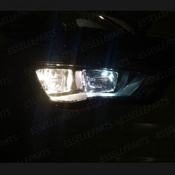 Coppia luci di posizione T10 W5W 5 LED canbus 6000K Audi A3 8V