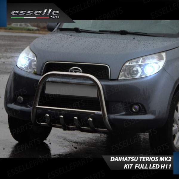Kit Full LED Anabbaglianti H11 6400 Lumen 6000K AIHATSU TERIOS 2 Fari Lenticolari