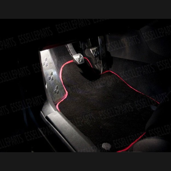 Kit LED interni + Antipozzanghera LED 6000K Bianco Canbus VW Golf MK6