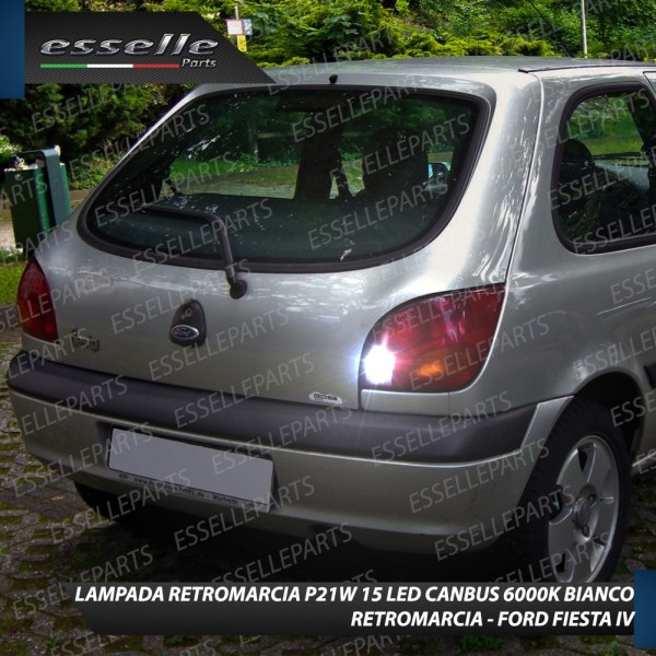 Lampada LED Retromarcia Da 15 LED Canbus 6000K con lente Ford Fiesta MK4 Dal 09-1999