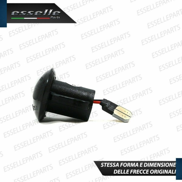 PLACCHETTE LATERALI NERE A 18 LED PER FRECCE SPECIFICHE PER MASERATI GRAN CABRIO