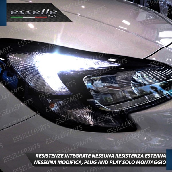 Luci di Posizione/Diurne a LED CANBUS 3.0 T20 W21/5W per OPEL CORSA E