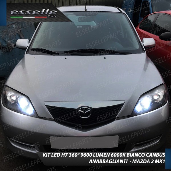 Kit Full LED H7 9600 Lumen 6000K bianco Anabbaglianti MAZDA 2 con fari lenticolari