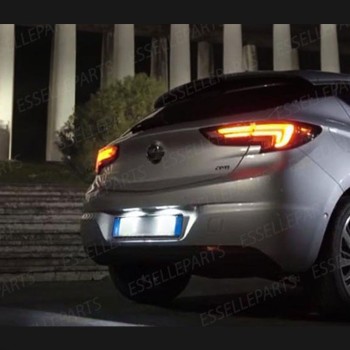 Coppia Luci Targa 9 LED Per Opel Astra K Canbus 6000K Bianco Ghiaccio No Error Coppia Luci Targa 9 LED Per Opel Astra K Canbus 6000K Bianco Ghiaccio No Error