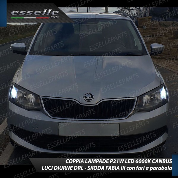 Conversione Fari Full LED 18000 Lumen 6000K bianco SKODA FABIA MK3 fari a parabola