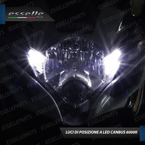 Luci posizione T10 5 LED Canbus Honda CBR 1000 RR 2012-2016 Fireblade