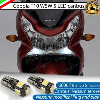 Luci posizione T10 5 LED Canbus Honda PCX 125 2017-218 Luci posizione T10 5 LED Canbus Honda PCX 125 2017-218