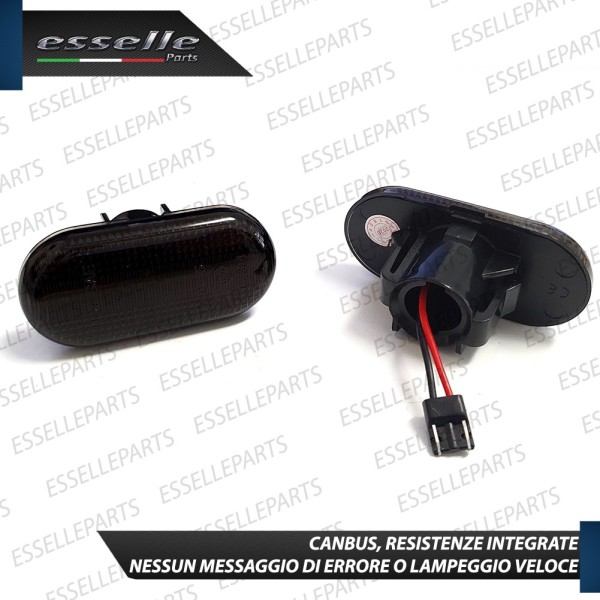 Placchette Dinamiche Laterali Nere a led per frecce specifiche SMART FORTWO III