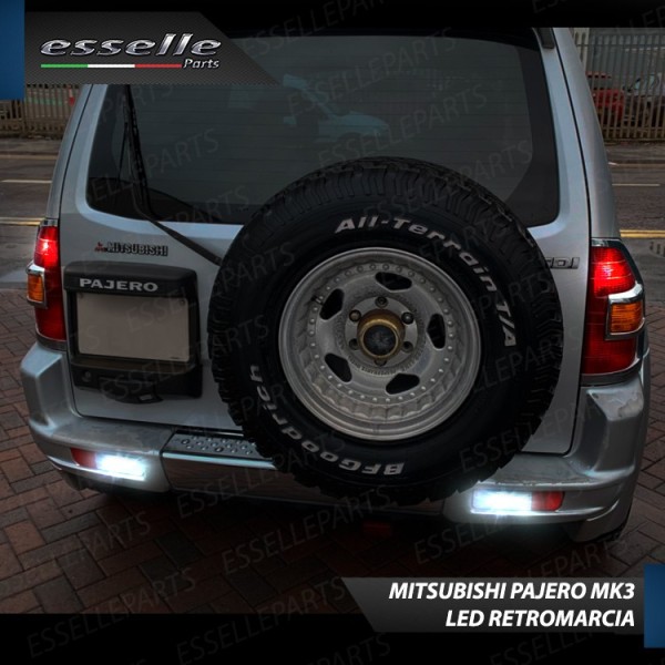 Luci Retromarcia 15 LED T20 MITSUBISHI PAJERO III