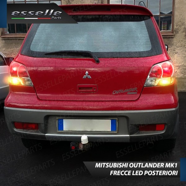 Coppia Lampade T20 WY21W 35 LED CANBUS PER FRECCE DIREZIONALI POSTERIORI PER MITSUBISHI OUTLANDER I