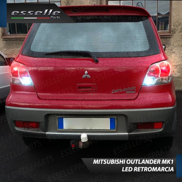 Coppia lampade T20 da 15 LED 6000K bianco MITSUBISHI OUTLANDER MK1 FINO AL 05/2004